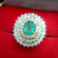 Cincin Wanita Berlian Eropa Mata Zamrud 0279 Ring Emas