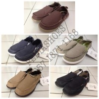 Sepatu Casual Pria Crocs Walu Man (GROSIR ECERAN)
