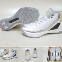 SEPATU BASKET UNDER ARMOUR CURRY 3 WHITE SILVER