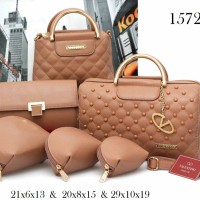 Tas Wanita Valentino Estonia Studded 1572-1