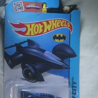 Jual BATMAN LIVE LIVE! BATMOBILE blue HotWheels HW 2015 #65 city diecast Murah