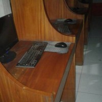 Meja Warnet & Game Online