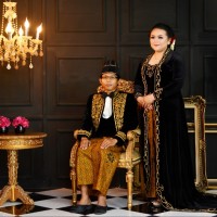Kebaya bludru panjang XXL /kebaya ekor /beludru/Kebaya pengantin gemuk