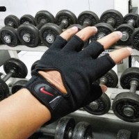 Sarung Tangan Nike Fitness Gym Fitnes Gloves All black Hitam