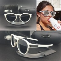 Kacamata Valentino Rossi O*kley Latch Putih KW Super