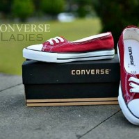 promo!! Sepatu casual Converse Ladies red