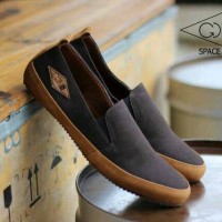Jual Sepatu casual Pria/ Sneakers Cowok/kuliah/santai/GDSN Space coklat Murah