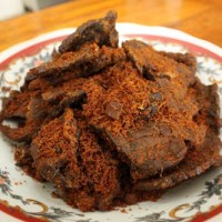 Jual RENDANG PARU SAPI MAK RINA 250 GRAM - 1/4 KG enak Murah