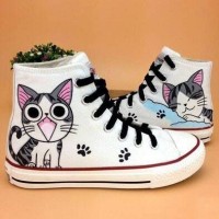 sepatu lukis converse gambar kucing