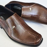 Sepatu Pantofel Kerja Kantor Pria Crocodile Kulit Asli Coklat A8