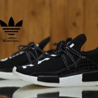Sepatu Kets wanita inc Adidas Human Race women Cw04