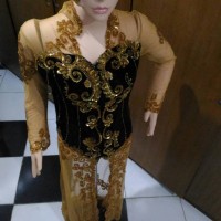 Kebaya Pengantin Modern Hitam Beludru Tile Emas Panjang