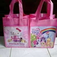 Jual tas ulang tahun /souvenir ultah anak karakter kartun model kantong Murah
