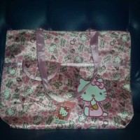 Tas hello kitty kain halus