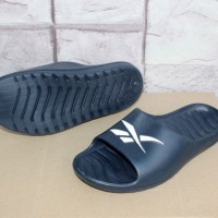 sandal reebok kobo