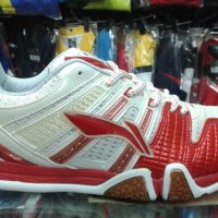 SEPATU LINING SAGA MATRIK MuRAH SEPATU BADMINTON