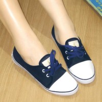 Sepatu Wanita Flat Shoes Tali SDS97