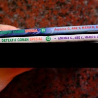 *per set* Detective Conan Special komik second