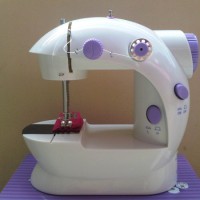 Jual Mesin Jahit Mini Portable FHSM 202 (New Versi Ada Lampunya) Murah