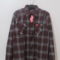 Kemeja Flanel Vans K.6890
