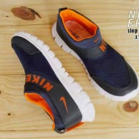 sepatu sport casual running wanita nike free slip on women