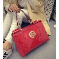 TAS TANGAN RESLETING WANITA METROPOLITAN MODERN MODIS BESAR HOT RED PU