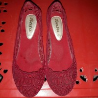 2 pasang sepatu wanita merk buccheri uk.36 dan bata uk.36
