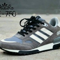 Sepatu pria santai / Sepatu casual adidas ZX / Adidas ZX