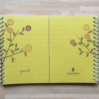 Peekmybook - Grateful / Buku Surat / Buku Unik