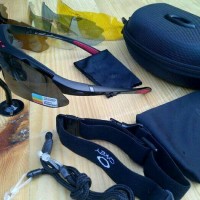 KACAMATA OAKLEY QUANTUM SUNGLASSES SPORT 6 LENSA