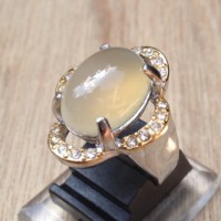 Cincin titanium aksesoris wanita batu akik anggur chalcedony