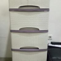 Jual lemari plastik murah merk lily motif rotan 5 susun putih Murah