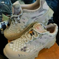 SEPATU MAGNUM / KETS MADRAKE