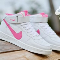 SEPATU KETS WANITA NIKE AIRFORCE HIGH WOMEN VIETNAM TERMURAH DEEJUUN
