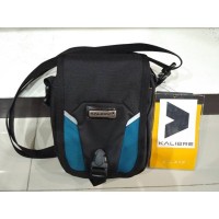 TRAVEL POUCH KALIBRE INVOCA 03 / tas slempang