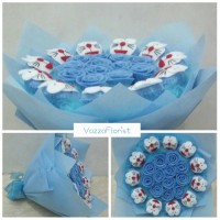 Jual Buket Mawar + Doraemon | Bunga Flanel Murah