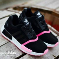 sepatu wanita casual sport running adidas nmd runner