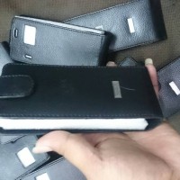 dompet,sarung,pengaman,pelindung, hp nokia E90 komunikator, jadul