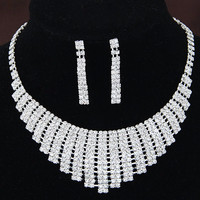 Set Kalung + Anting Korea Diamond Rectangle SET42814 MO82