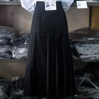 Rok Panjang Rempel Terus Hitam No. S, M, L (Seragam SMA/SMP)