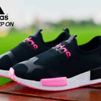 sepatu pria casual sport adidas nmd runner womeb