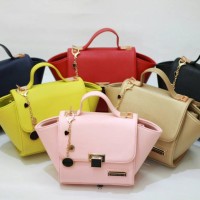 Tas Wanita Branded Berkualitas CK Mini Trapeze Handbag Murah