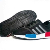 Super Diskon / Sepatu Sneakers Murah / Adidas NMD Runner