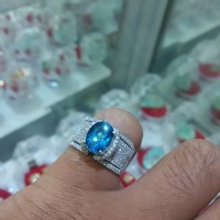 cincin emas berlian batu blue london
