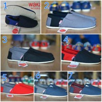 Wakai Slip On Men Bahan Kanvas Sol Karet Sepatu Slop Casual Formal