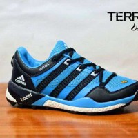 SEPATU CASUAL RUNNING ADIDAS TERREX BIRU HITAM MADE IN VIETNAM