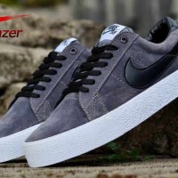 SEPATU NIKE SB BLAZER MAN ABU LIST HITAM