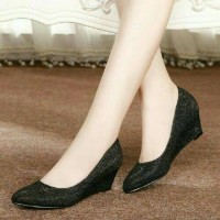 WEDGES PANTOPEL WANITA F987 BLACK