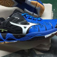 sepatu mizuno tornado 10