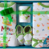 Jual Paket Perlengkapan Bayi Baru Lahir / Baby Gift Set BGS03 Murah
